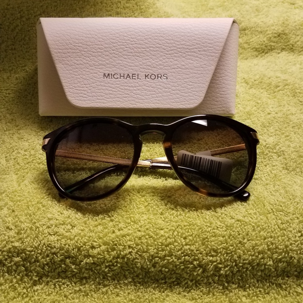 New Women's Michael KORS eyewear shades - Picture 2 of 6